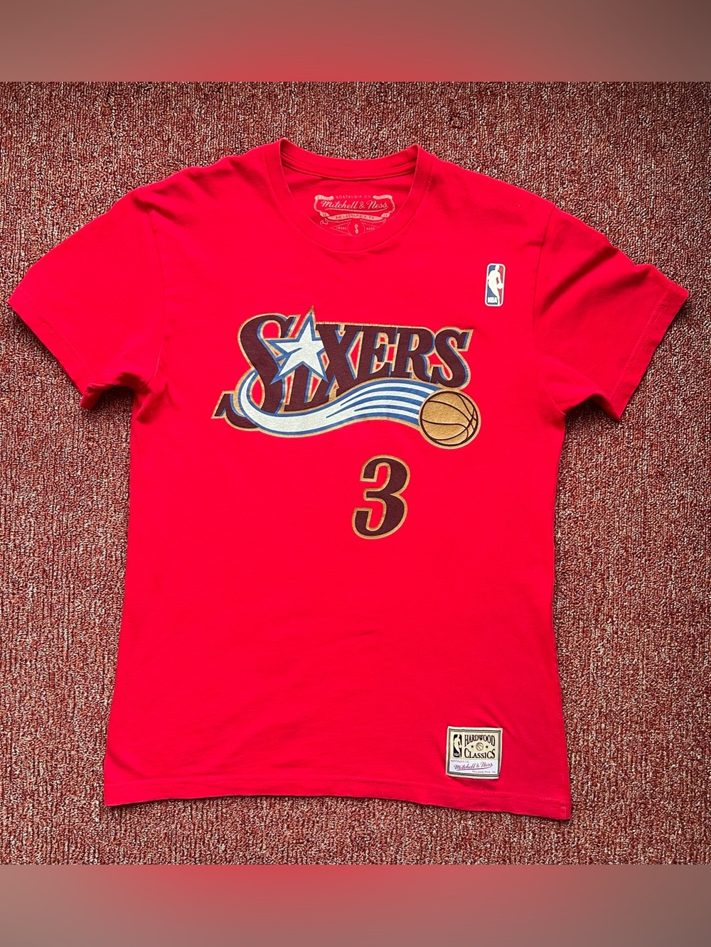Mitchell & Ness Philadelphia Seventy- Sixers Allen Iverson #3 Red T-shirt Small